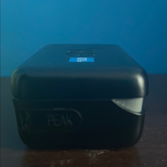 JBL Endurance PEAK Bluetooth American Express AMEX Earphones Black - Picture 4 of 4